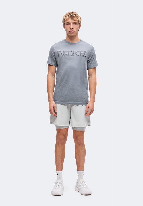 Nike Camiseta de hombre Gris — photo 2