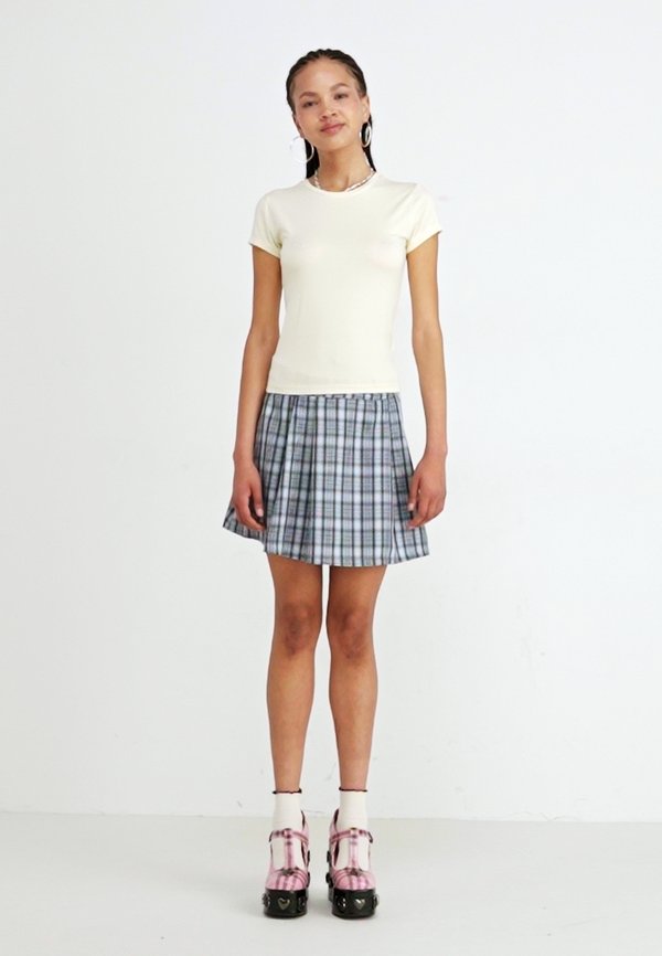 SOFT TOUCH - Basic T-shirt - almond oil2