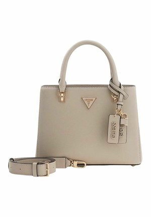 Sac à main synthétique beige avec forme structurée, poignées supérieures, bandoulière amovible, ferrures dorées et étiquette logo.