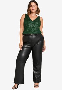 Lipsy PLUS SIZE FIT - V NECK SEQUIN   - Bluse - green