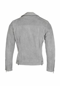 Sivá semišová bunda s priliehavým strihom, špicatým golierom a detailmi so zipsom na rukávoch. Hladká textúra a štruktúrovaný silueta.