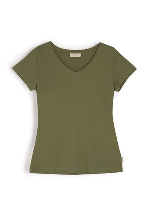 Oliwkowy t-shirt z krótkim rękawem i dekoltem w kształcie litery V, wykonany z miękkiej bawełny, z prostym obszyciem i małą metką z logo z boku.