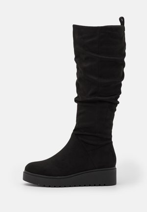 Platform boots - black