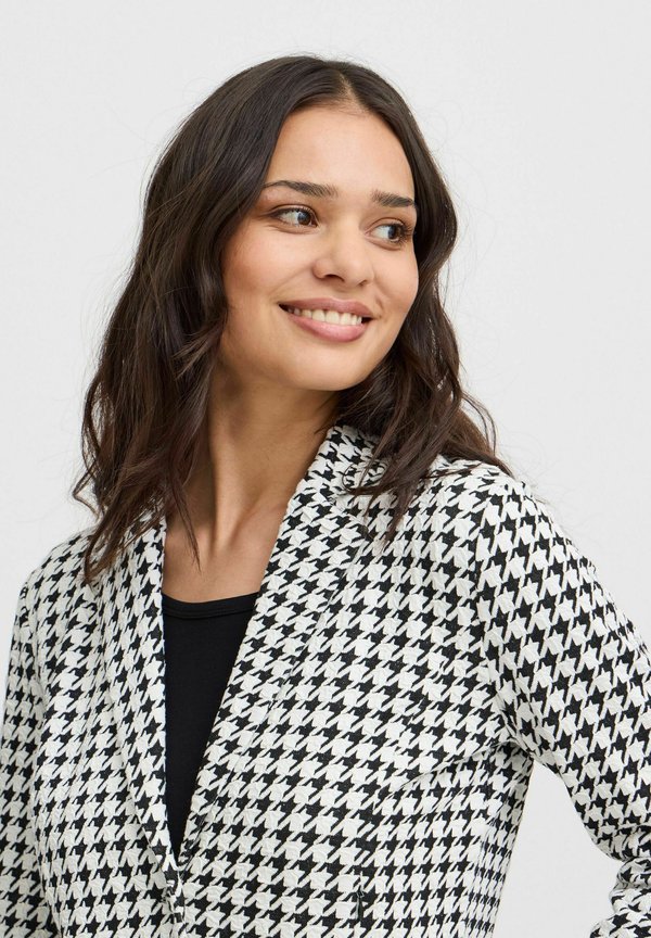 FRNOREEN - Blazer - phantom mix3