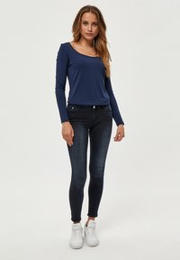 Desires DEGISELLE LONG SLEEVE SLIM TEE - Top dugih rukava - dress blue