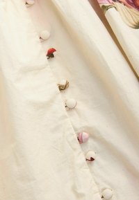 Next PUFF SLEEVE BUTTON DOWN  - Päevakleit - ecru cream floral