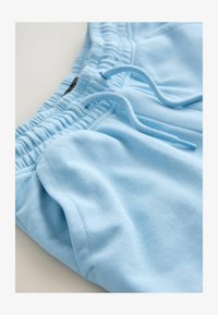 Unausgewählt, light blue