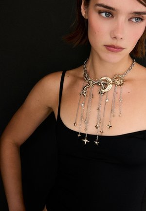 Stradivarius, MOON AND STAR MULTI-CHARM NECKLACE - Necklace - light grey