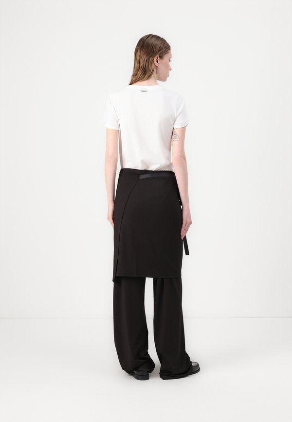 WRAPPED PANTS - Trousers2