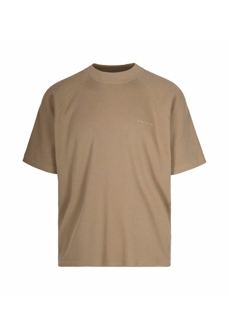 T-shirt marrone a maniche corte realizzato in tessuto testurizzato con motivo a costine. Presenta un collo a giro e un piccolo dettaglio di branding "DAILY PAPER".