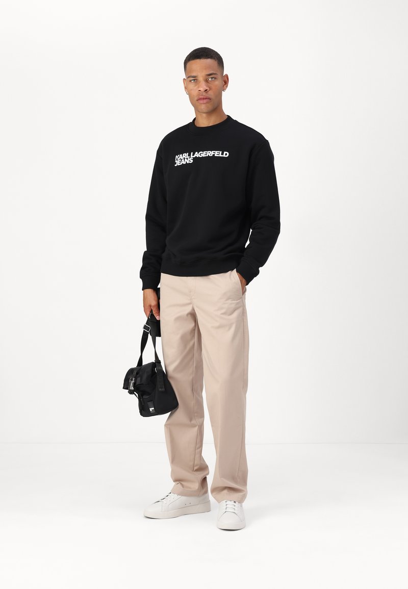 Hersey Mujer Jeans REGULAR LOGO Felpa White/bianco Karl Lagerfeld