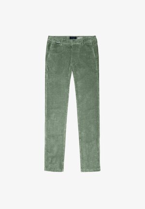 Pantalons en velours côtelé vert avec une coupe droite, des poches avant et une surface texturée. Fermés à la taille avec une boucle de ceinture.