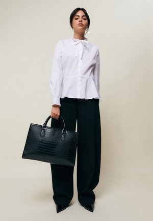 MISAKO Handbag - black