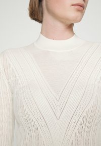 Veronica Beard Sweter
