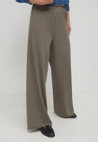 Calliope Pantaloni - verde