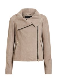 Giacca in imitation suede beige con colletto pieghevole, zip asimmetrica e due tasche laterali con zip. Texture liscia con dettagli minimi.