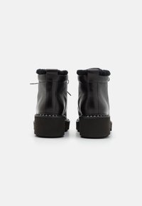 Kennel + Schmenger TAP - Bottines à plateau - schwarz