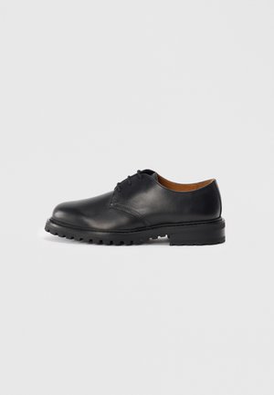 FORMA - Lace-ups - black
