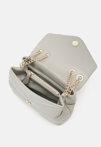 Valentino Bags PRIVILEGE - Borsa a tracolla - ghiaccio