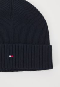 Tommy Hilfiger FLAG BEANIE & SCARF UNISEX SET - Sciarpa - space blue