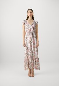 Guess DESTINY V NECK  - Robe longue - white/light pink