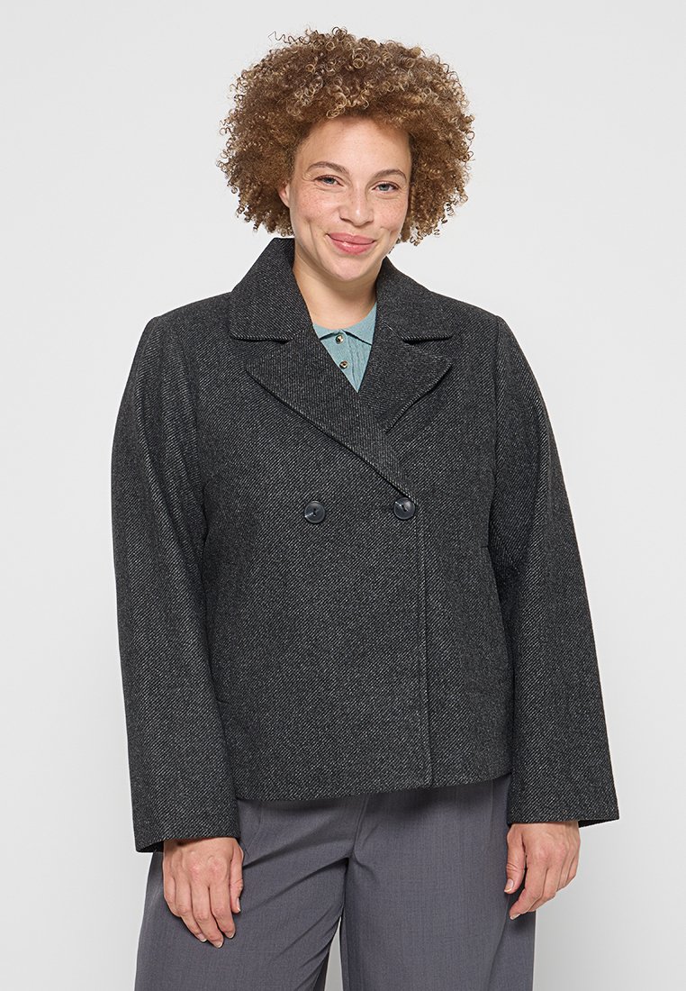 Chaqueta fina