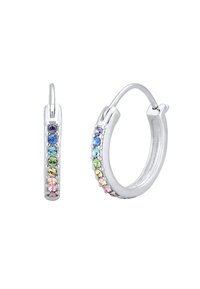 Silver hoop earrings med en rad av flerfärgade ädelstenar som är satta i en rak linje längs framsidan av hängsmycket.