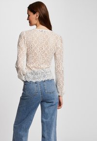 Morgan V-NECK - Bluse - ecru