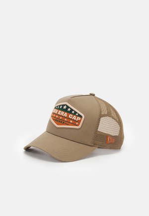 New Era TRUCKER UNISEX - Cap - khaki