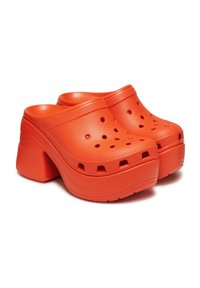 Crocs Clogs - orange