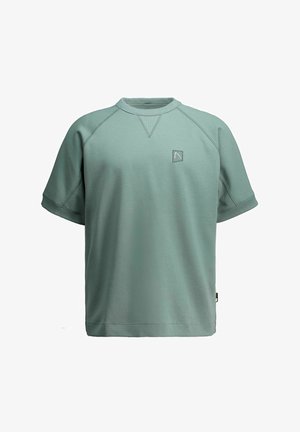 Hellgrünes T-Shirt mit kurzen Ärmeln, Rundhalsausschnitt, kleinem quadratischem Logo auf der linken Brust und sichtbaren Nahtdetails.