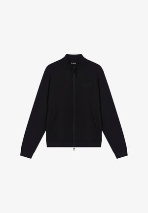 Giacca nera con zip e collo alla coreana, due tasche laterali e discreto logo "EA7" sul petto a sinistra.