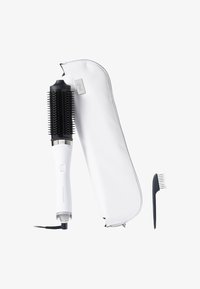 Witte en zwarte elektrische ronde haarborstel met een stroomkabel, een witte ritszak en een kleine zwarte kam op een witte achtergrond.