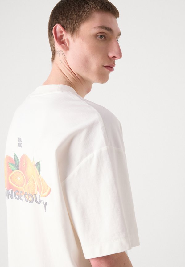 DARTIEE - Print T-shirt - natural3