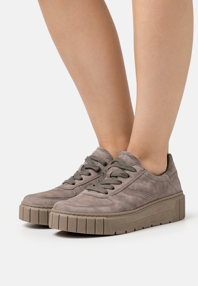 gabor comfort trainers