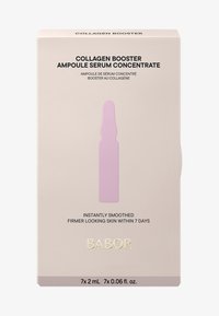 Packaging de caja rosa para sérum de colágeno con un diseño minimalista. El texto incluye el nombre del producto y sus beneficios, con siete ampollas mostradas en silueta.