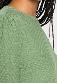 Marks & Spencer Strickpullover - green
