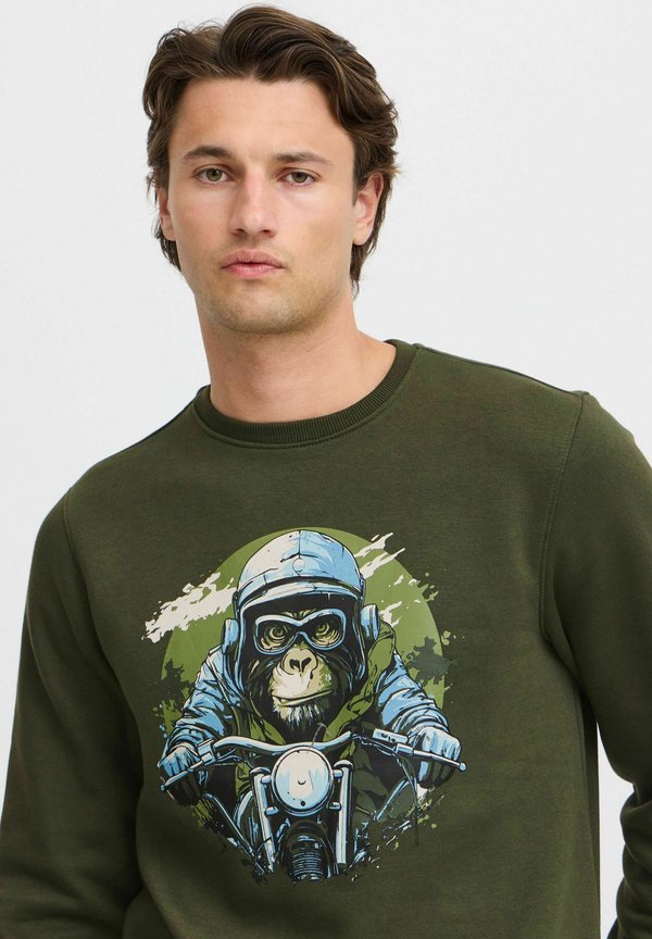 BHSweatshirt - Sweatshirt - forest night2