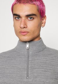 Only & Sons ONSBLADE HALF ZIP - Camisola - medium grey melange