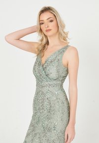BEAUUT EMBELLISHED SEQUINS - Společenské šaty - sage green