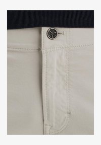 Unausgewählt, high rise