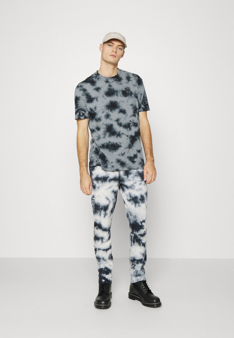 Zign UNISEX - T-shirt estampada - grey