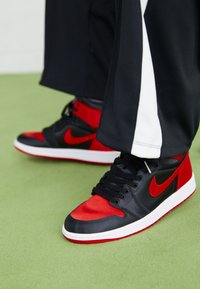 Thumbnail Image 3