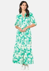 LolaLiza WITH FLORAL PRINT - Maxi šaty - green apple