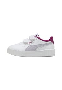Sneakers sintetici bianchi con dettagli in viola, punta tonda, cinturini in Velcro e suola testurizzata. Presentano un evidente logo PUMA sul lato.