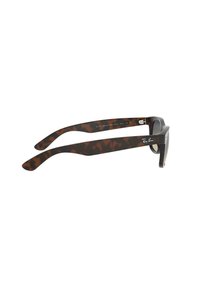 Occhiali da sole Ray-Ban in acetato tartarugato con lenti rettangolari, montatura in plastica liscia e logo inciso sulla stanghetta. Cerniere regolabili.