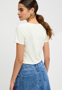 Next SLIM FIT SHORT SLEEVE CREW NECK   - T-shirt - bas - ecru white