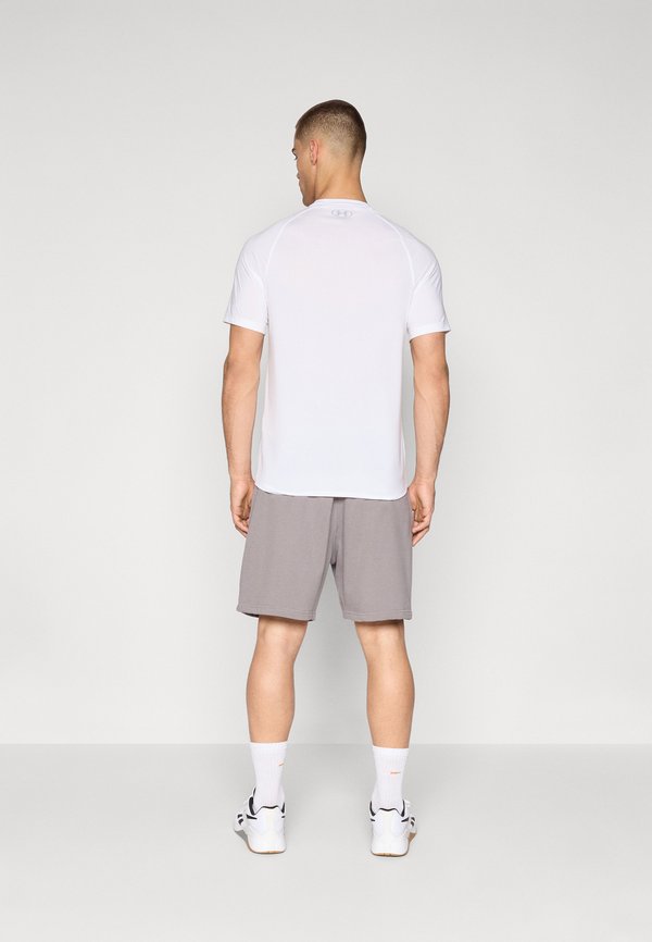 CLASSIC SWEATSHORTS - Sports shorts4