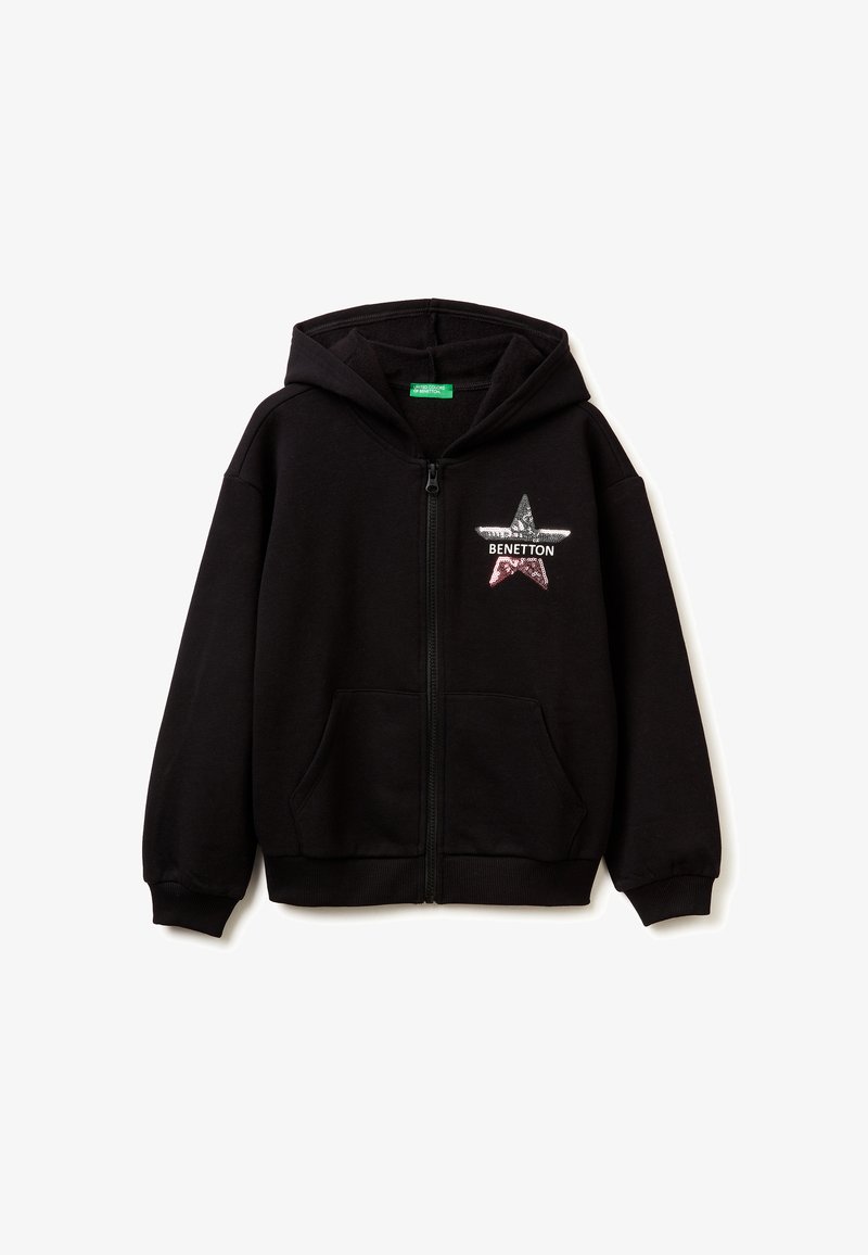 Felpa nera con zip realizzata in tessuto morbido, con una grafica a stella sul davanti con effetti glitter e il logo "BENETTON", e tasche frontali.