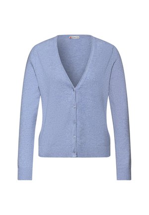 Cardigan bleu clair en tissu tricoté doux, doté d'un col en V, de manches longues et d'une fermeture boutonnée à l'avant avec bords-côtes aux poignets et à l'ourlet.